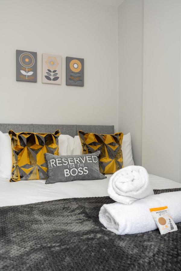 Mulberry House - Luxurious And Modern 4-Bed In Solihull Near Nec,Jlr, Airport, Resorts World, Hs2 外观 照片